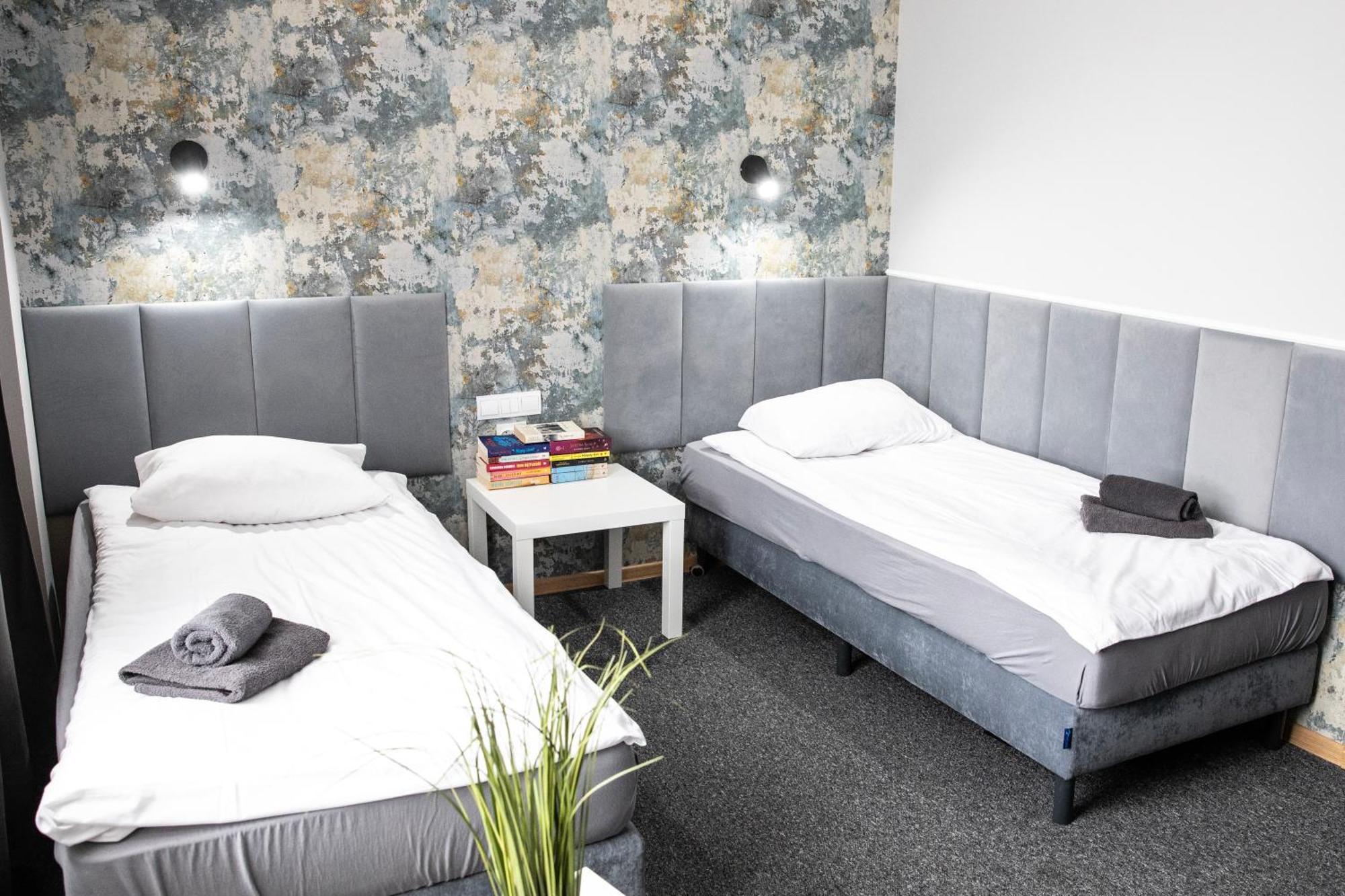 New Adler Bed & Breakfast Лодзь Экстерьер фото